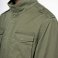 Chaqueta de estilo militar hombre K6164. .