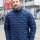 Chaqueta acolchada reciclada hombre Men's Modern Padded Jacket. .